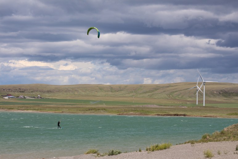 Kitesurfing Oldman Damn